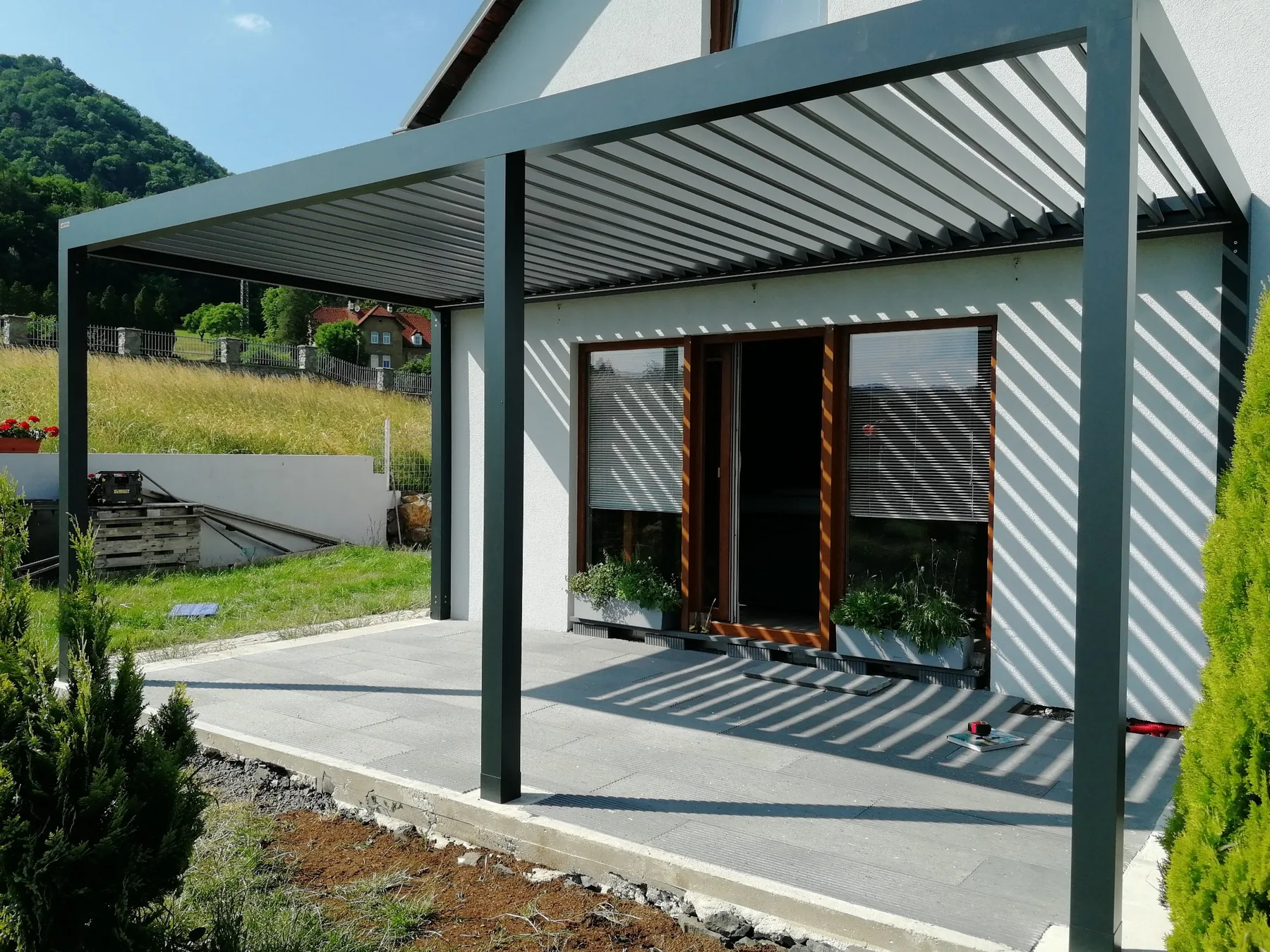 Pergola u domu